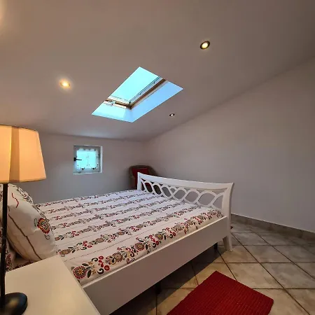 House 2132 Vikendica Vinkuran