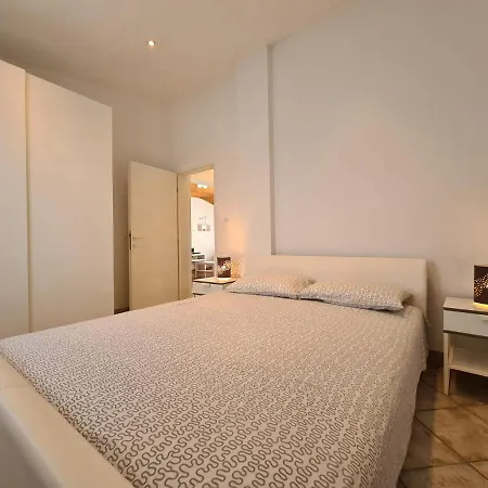 House 2132 Nyaraló Vinkuran